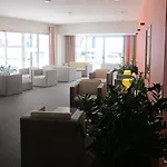 By Ihg 호텔 4*