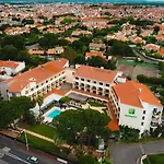 Hotel By Ihg 4*