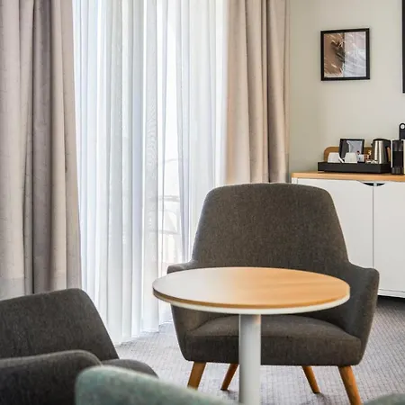 Perpignan, An Ihg 4*