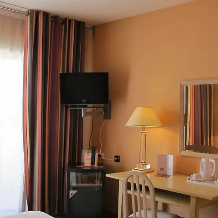 By Ihg فندق 4*
