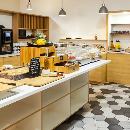 By Ihg ペルピニャン