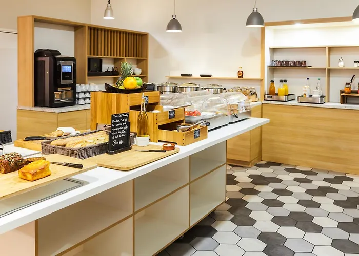 By Ihg ペルピニャン